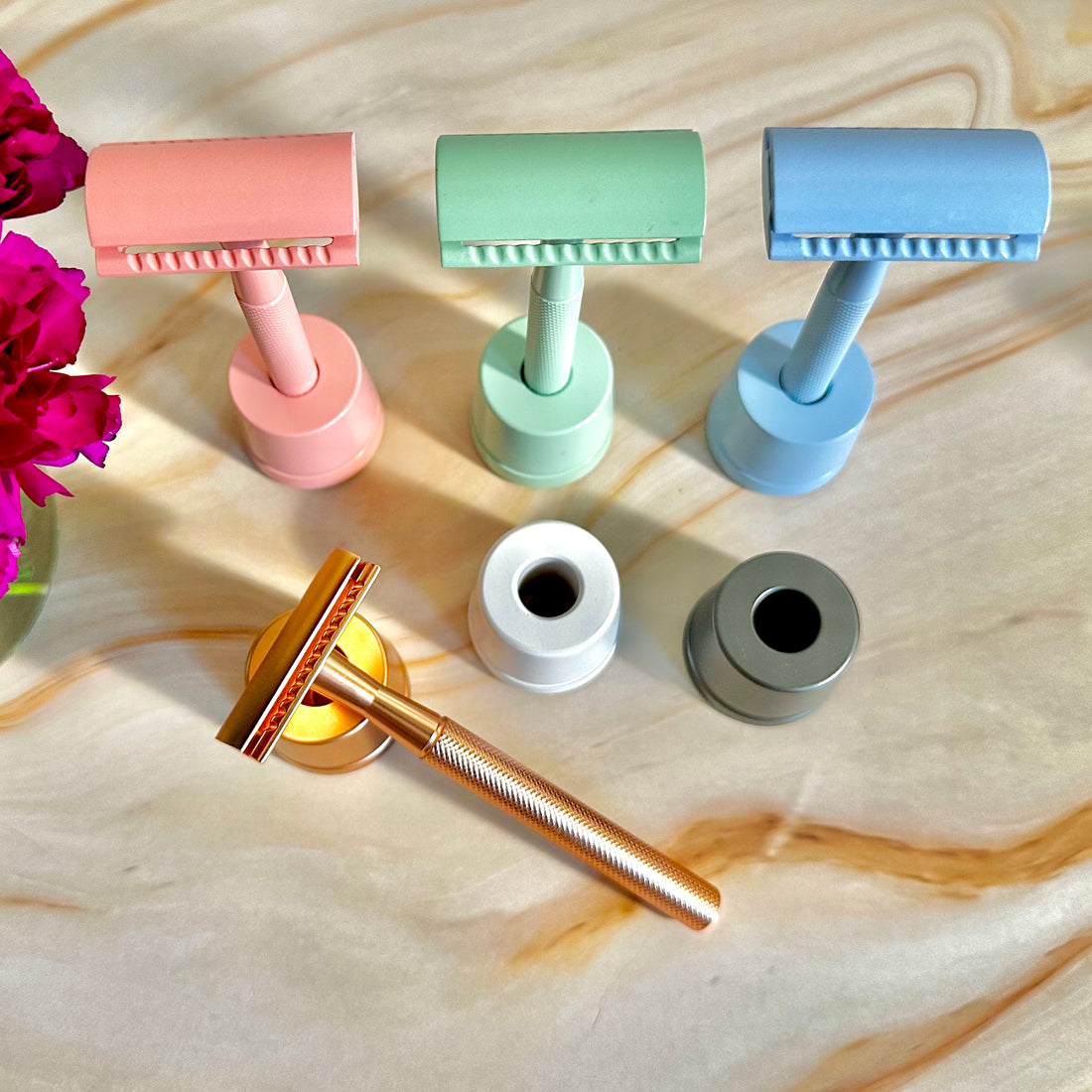 safety-razor-and-stand-for-women-multiple-colors